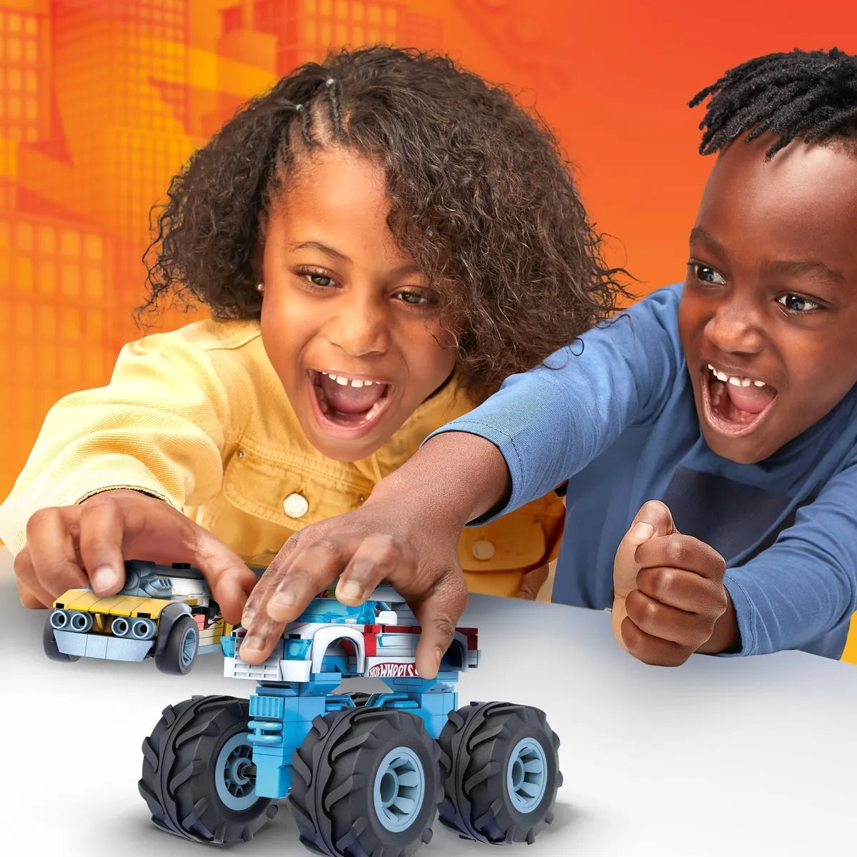 Mega Construx Hot Wheels Monster Trucks – Rodger Dodger & Hot Wheels Racing