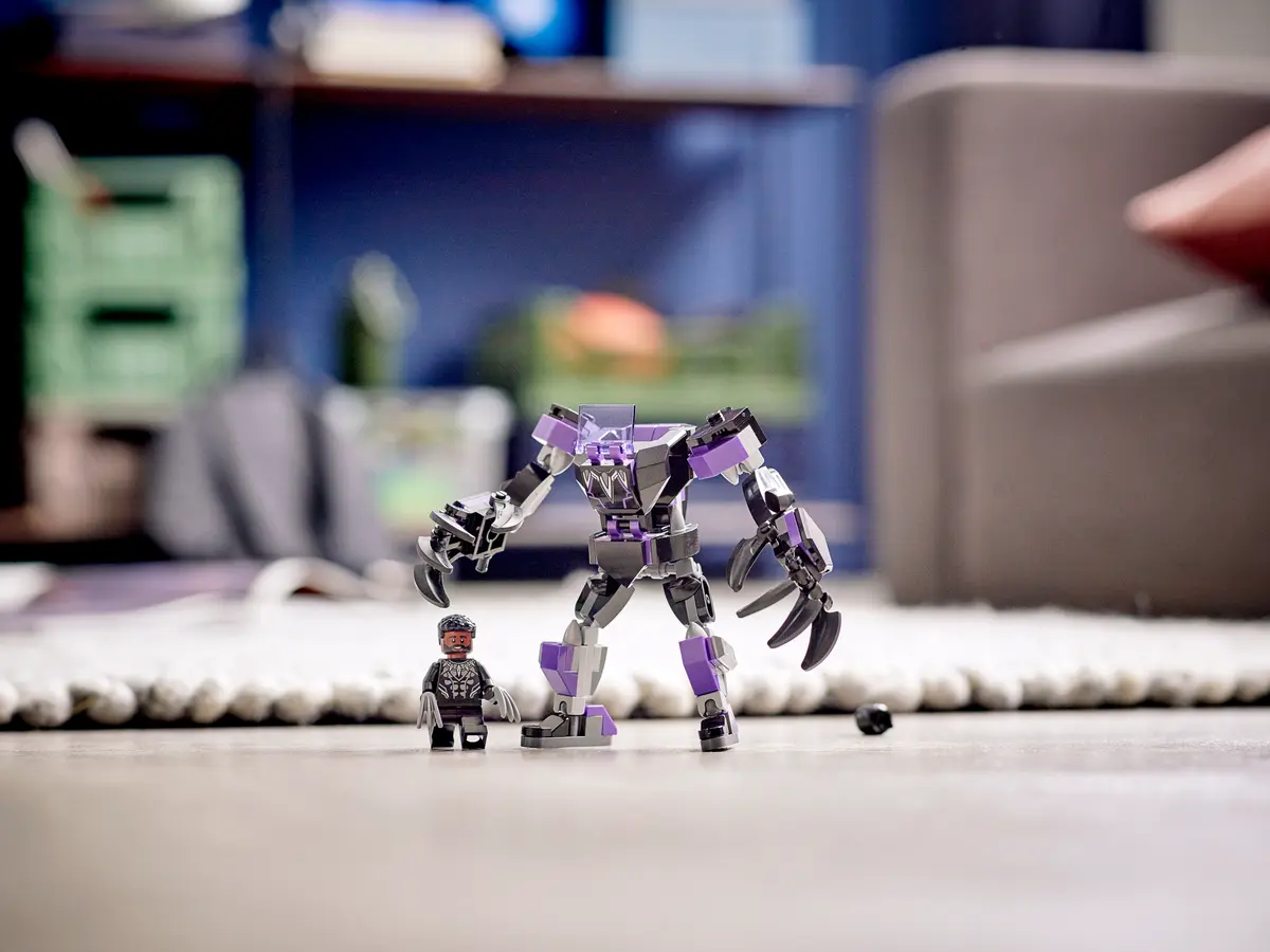 LEGO® Marvel – Armadura Robótica de Black Panther (76204)